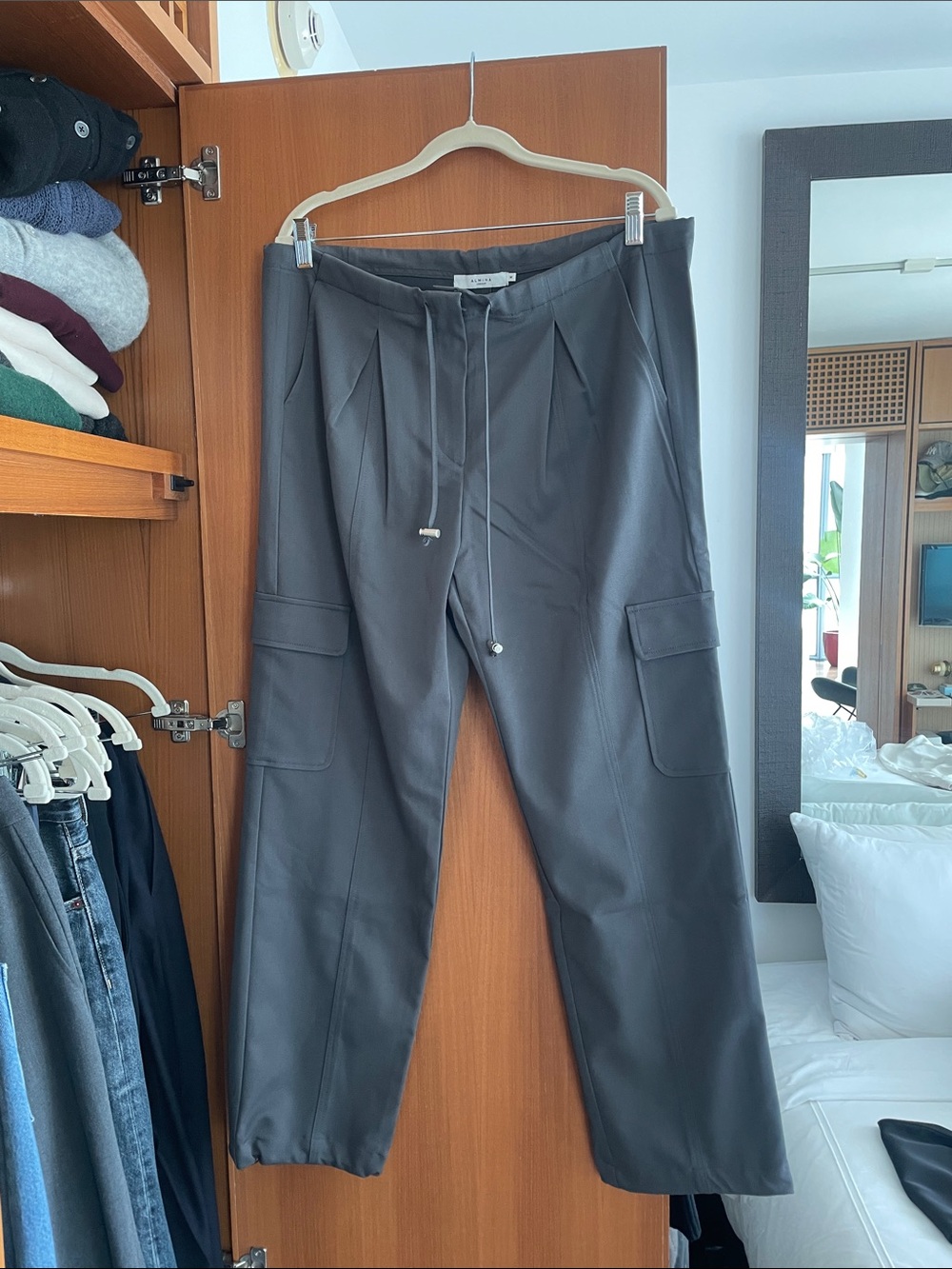 Almina Concept - Gray Elastic Ankle Cargo Pants